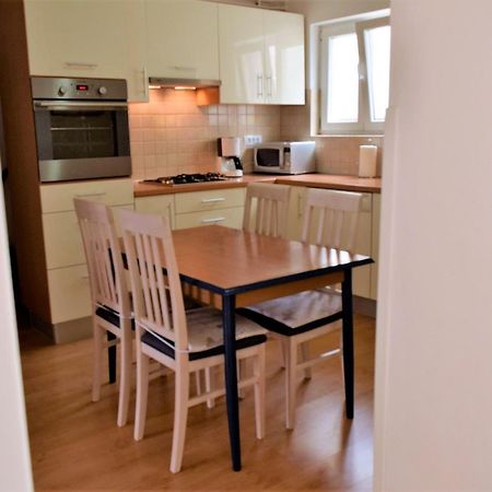 Sunnyy Beacch Apartments Banjol 객실 사진