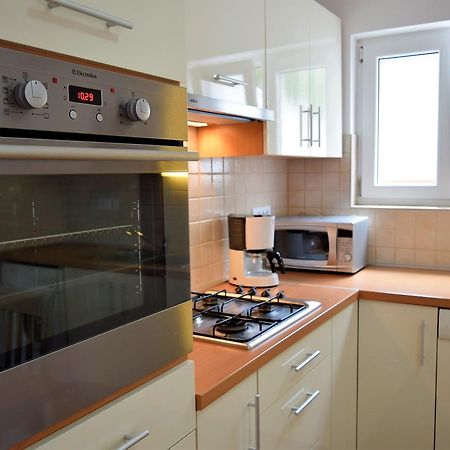 Sunnyy Beacch Apartments Banjol 외부 사진