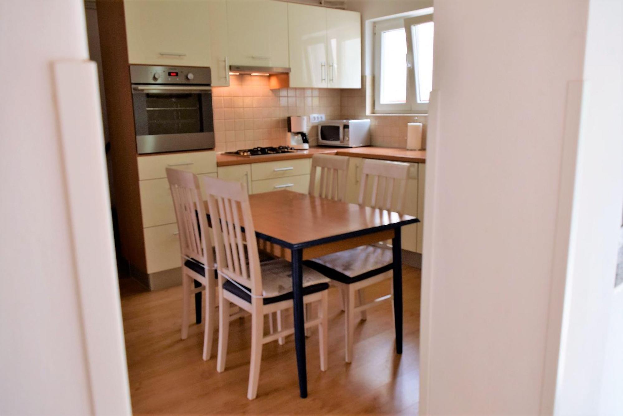 Sunnyy Beacch Apartments Banjol 객실 사진