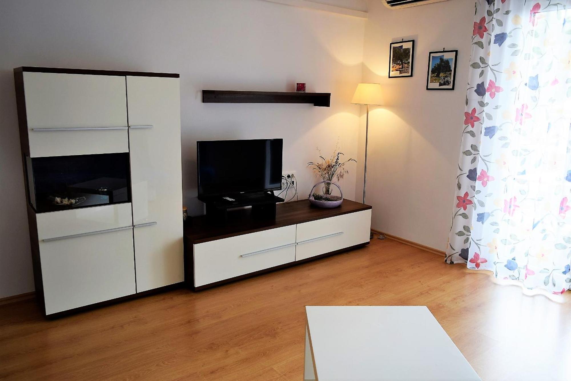 Sunnyy Beacch Apartments Banjol 객실 사진