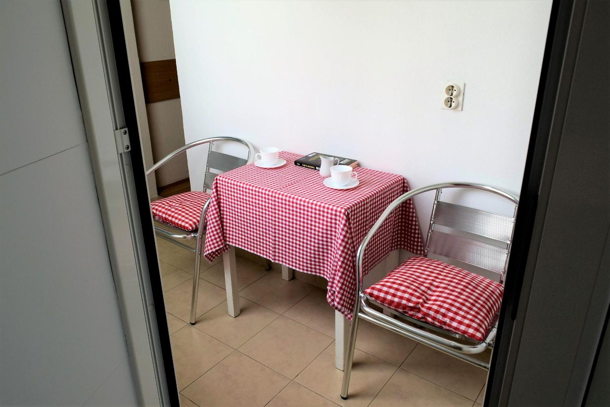 Sunnyy Beacch Apartments Banjol 객실 사진