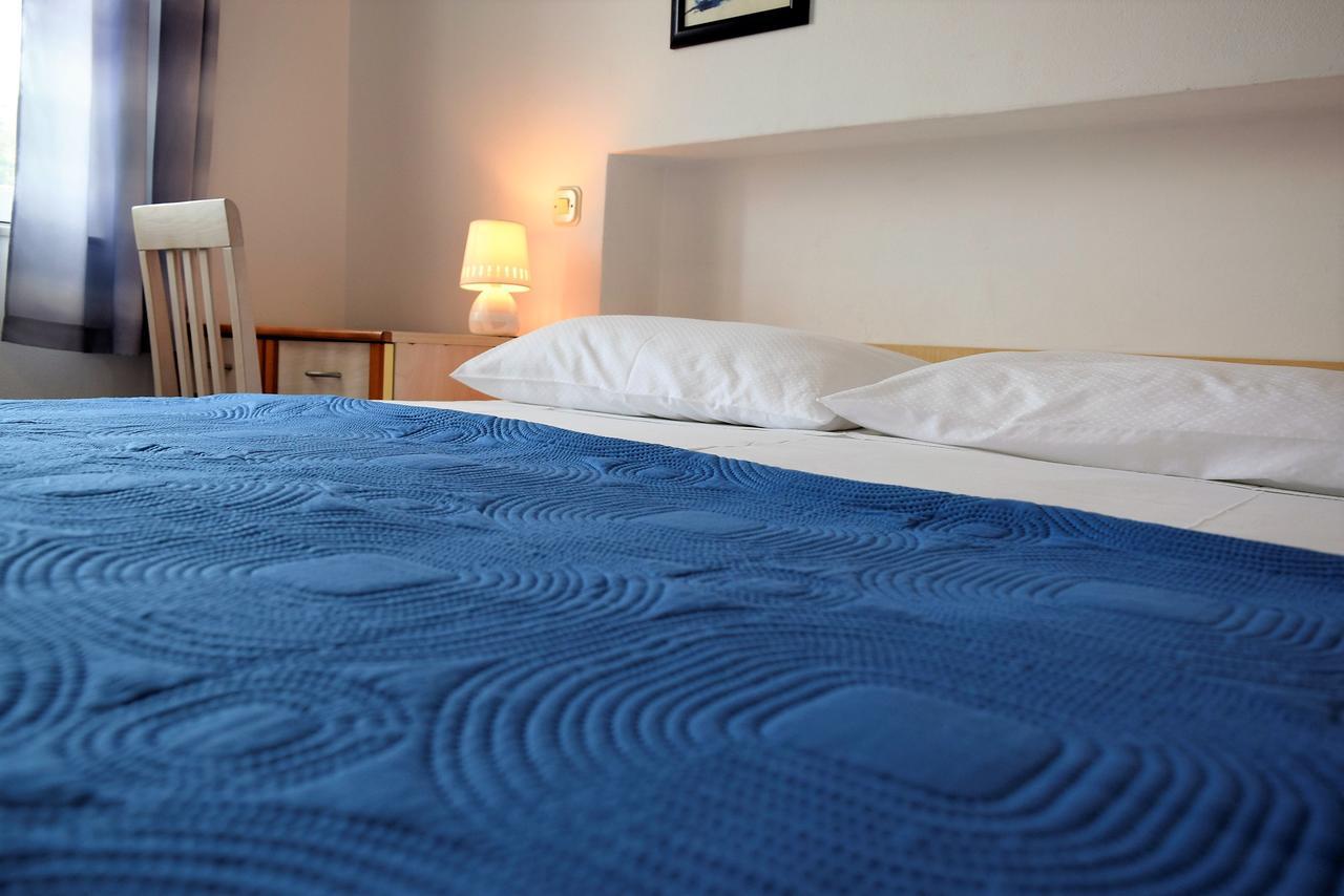 Sunnyy Beacch Apartments Banjol 외부 사진