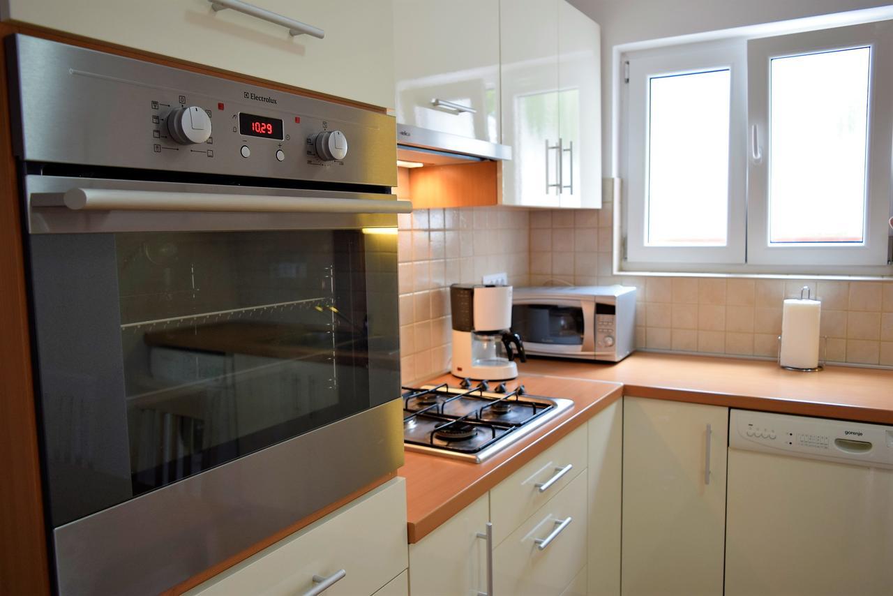 Sunnyy Beacch Apartments Banjol 외부 사진