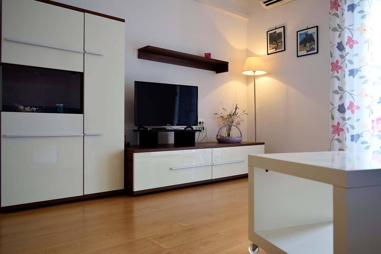 Sunnyy Beacch Apartments Banjol 외부 사진