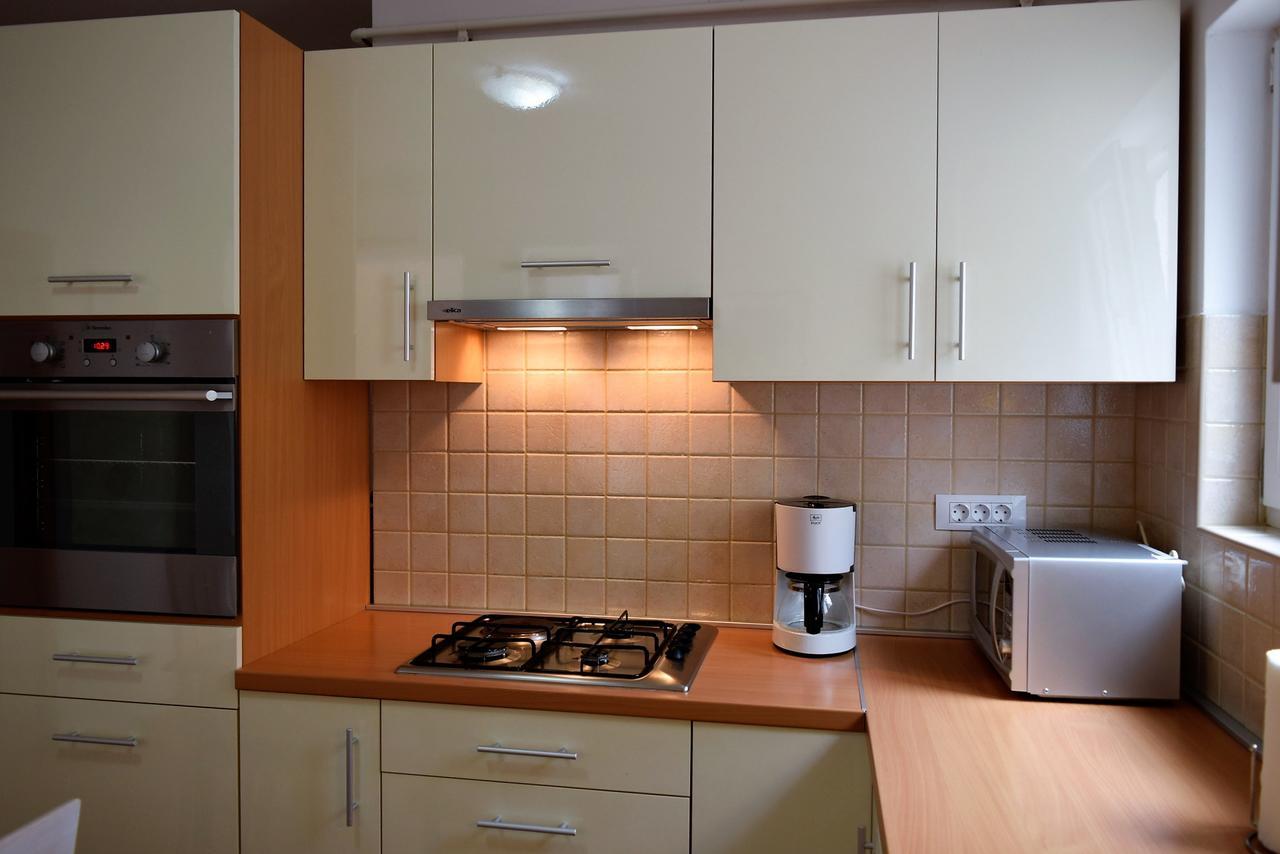 Sunnyy Beacch Apartments Banjol 외부 사진