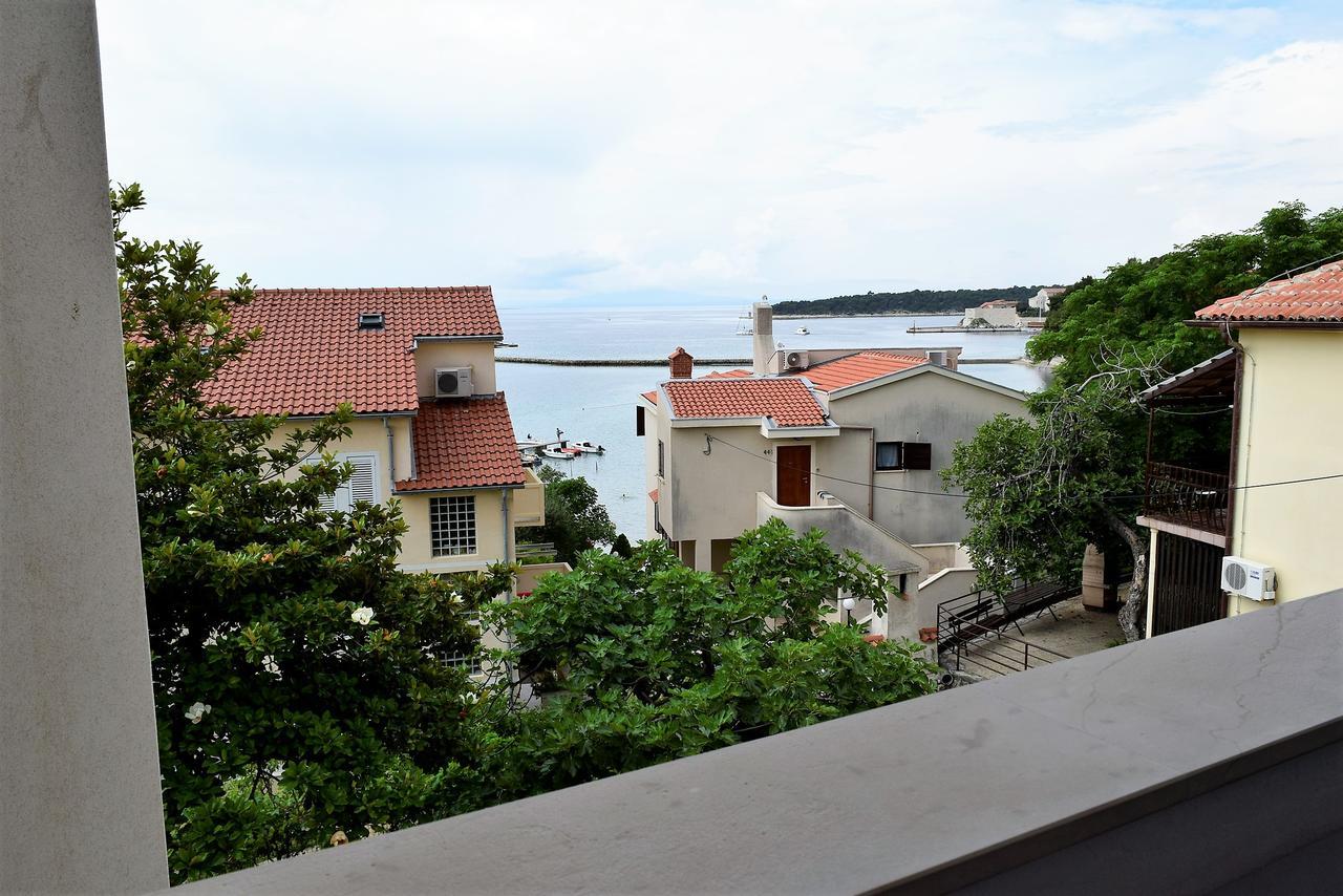 Sunnyy Beacch Apartments Banjol 외부 사진